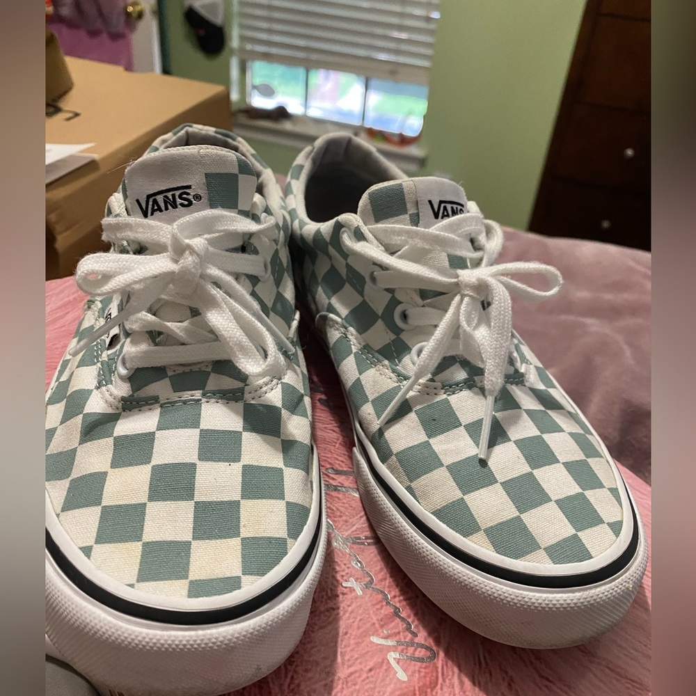 Checkered vans size 7